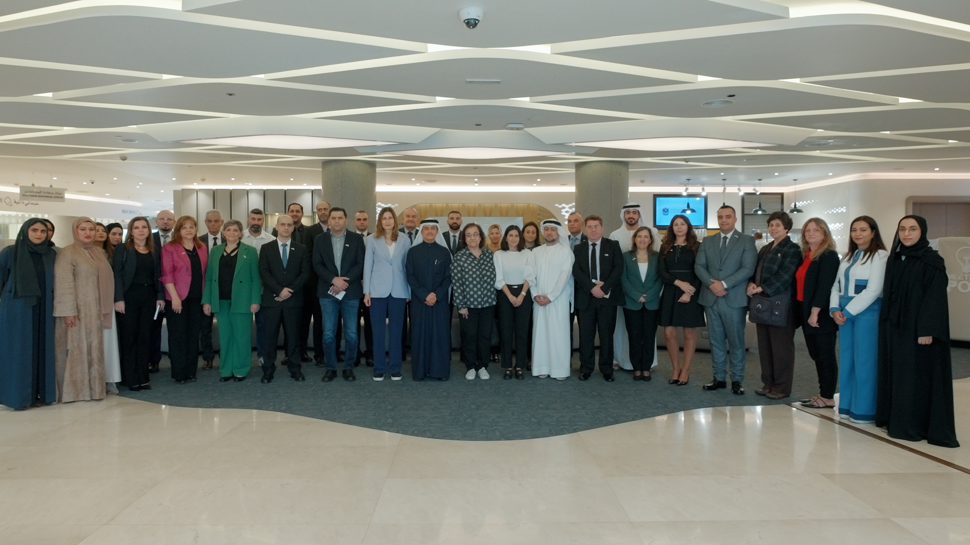 MOHAP receives Lebanese delegation to explore the UAE's pioneering healthcare system