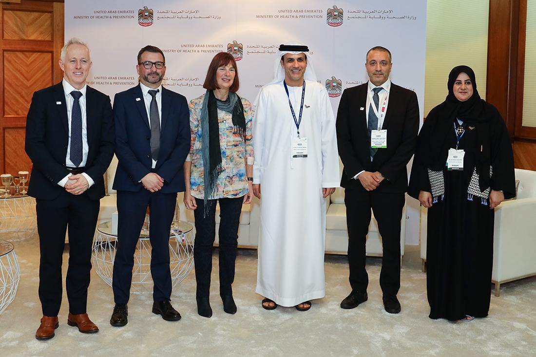 وزارة الصحة ووقاية المجتمع تعرض مع وفدين بريطانيين فتح آفاق جديدة في المجال الصحي