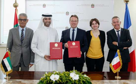 وزارة الصحة ووقاية المجتمع توقع اتفاقاً لتدريب أطباء الدراسات العليا الإماراتيين في فرنسا