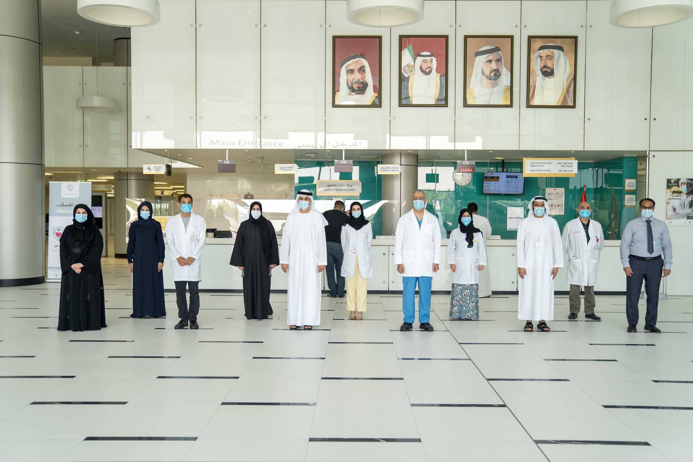 قيادات في وزارة الصحة ووقاية المجتمع يتلقون الجرعة الأولى من لقاح كوفيد-19