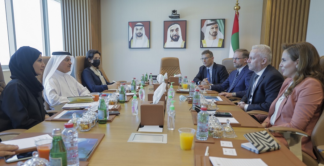 وزارة الصحة ووقاية المجتمع تبحث مع وفد أمريكي تعزيز فرص التعاون واستقطاب أحدث الابتكارات التكنولوجية الصحية