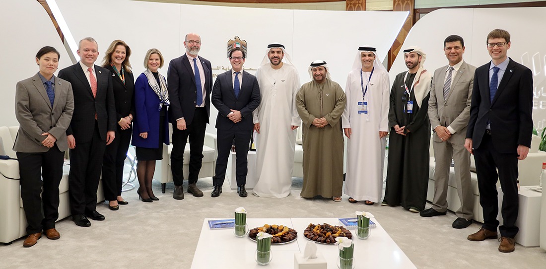 وكيل وزارة الصحة ووقاية المجتمع يبحث مع وفود عالمية تعزيز التعاون بين المراكز الصحية